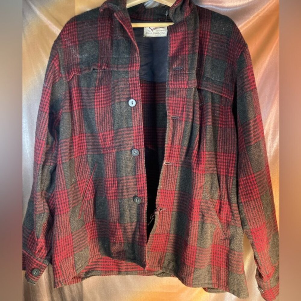 Vintage 70’s Skyline Sportsman 100% wool red plaid hunting shirt/jacket 48”chest